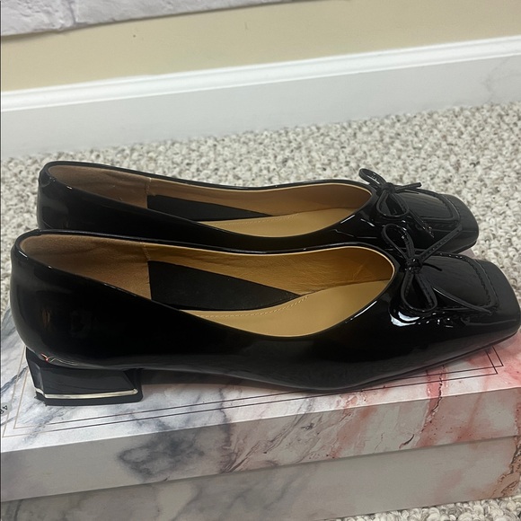 Manual Customized Women’s Black Patent Leather Bow Accent Pumps Size 8.5 - Picture 5 of 9